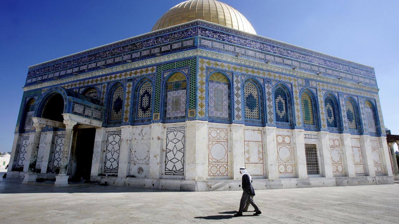 İsrail Ramazan ayında Filistinlilerin Kudüs'teki camilere erişimini kısıtlamak için harekete geçti