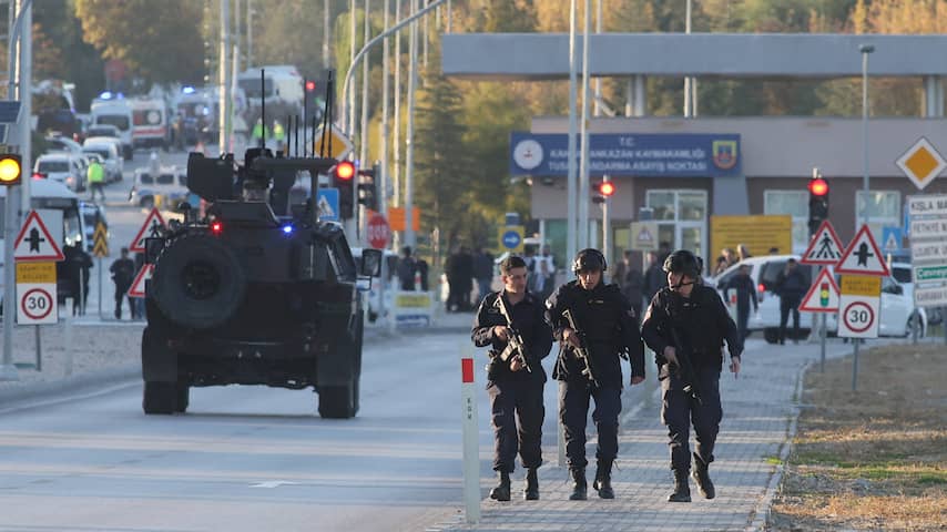 Kürt PKK'sı Ankara'daki Türk havacılık şirketine yapılan saldırıyı üstlendi. 16